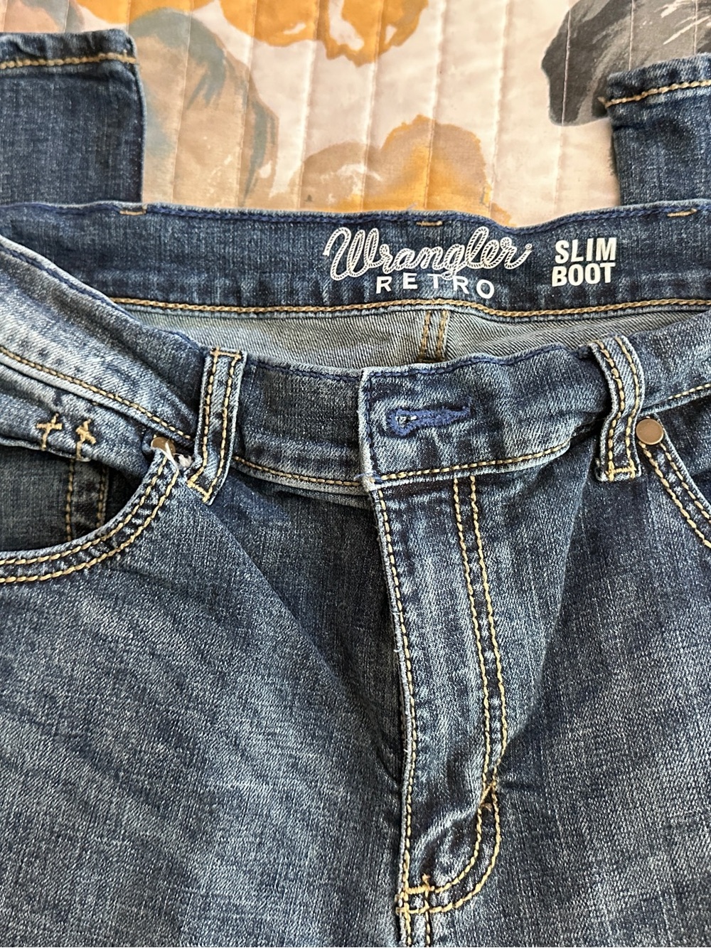 Wrangler Retro Slim Boot womens Jeans - Medium Blue